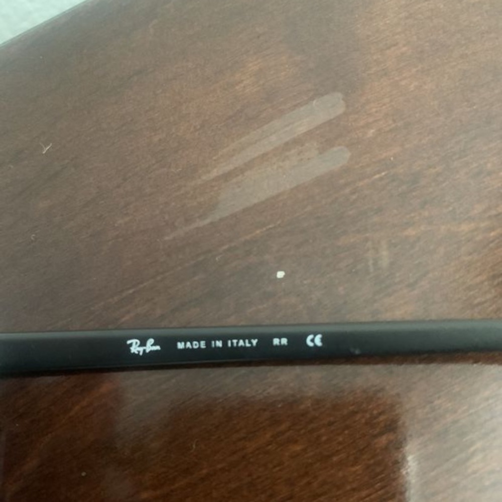 Ray Ban polarized glasses - Picture 5 of 5